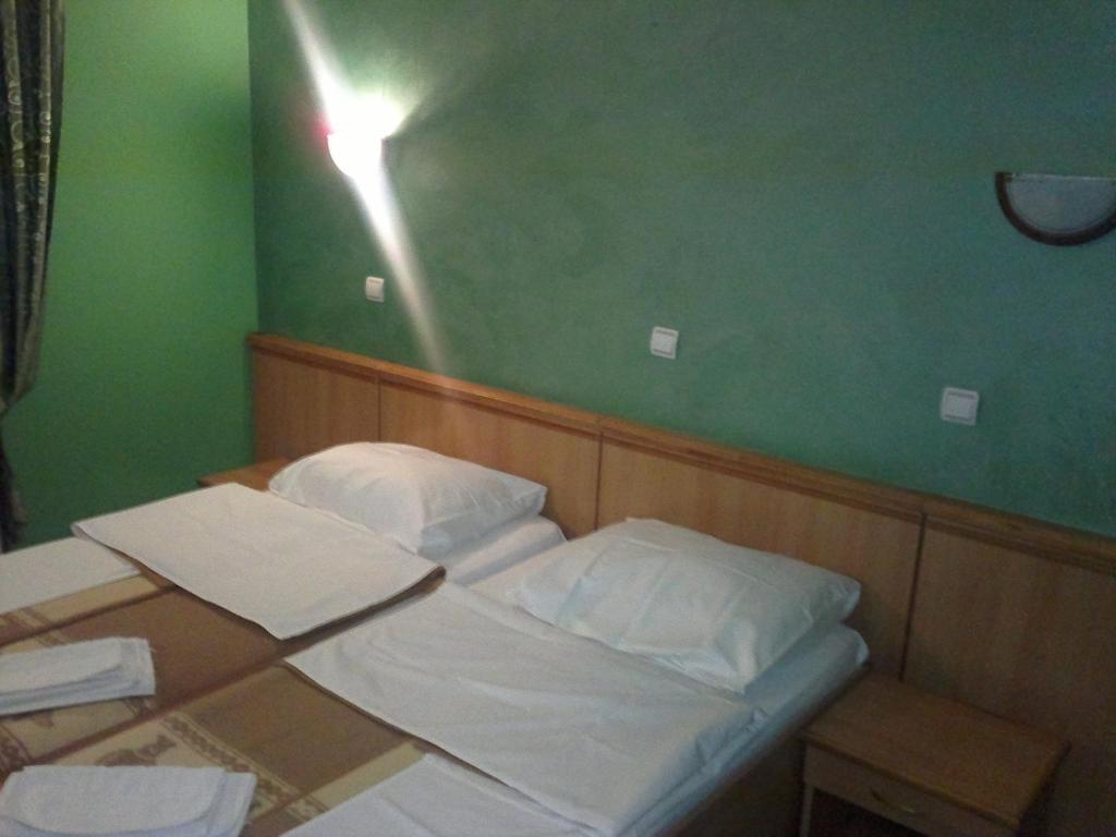 Guest Accommodation Kordun Novi Sad Chambre photo
